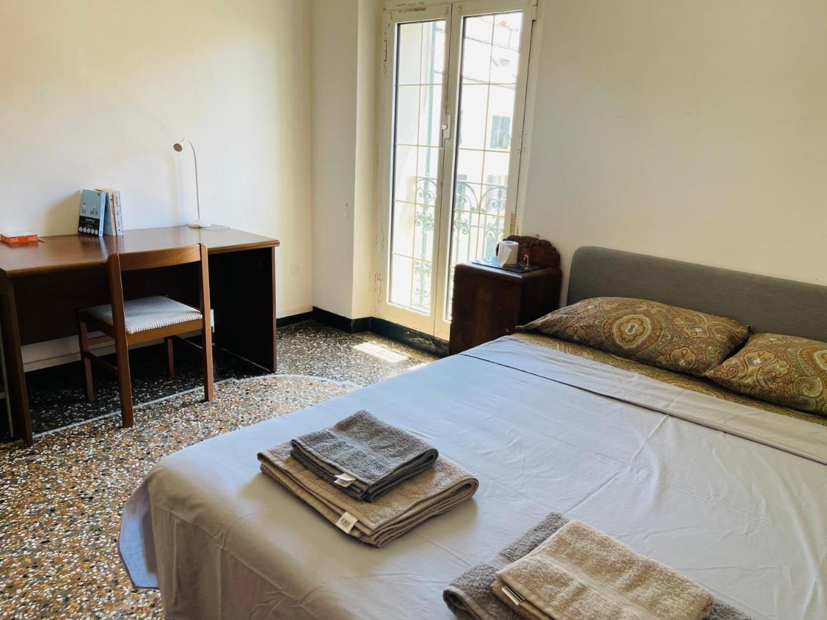 Mh Genova Bed & Breakfast Ngoại thất bức ảnh