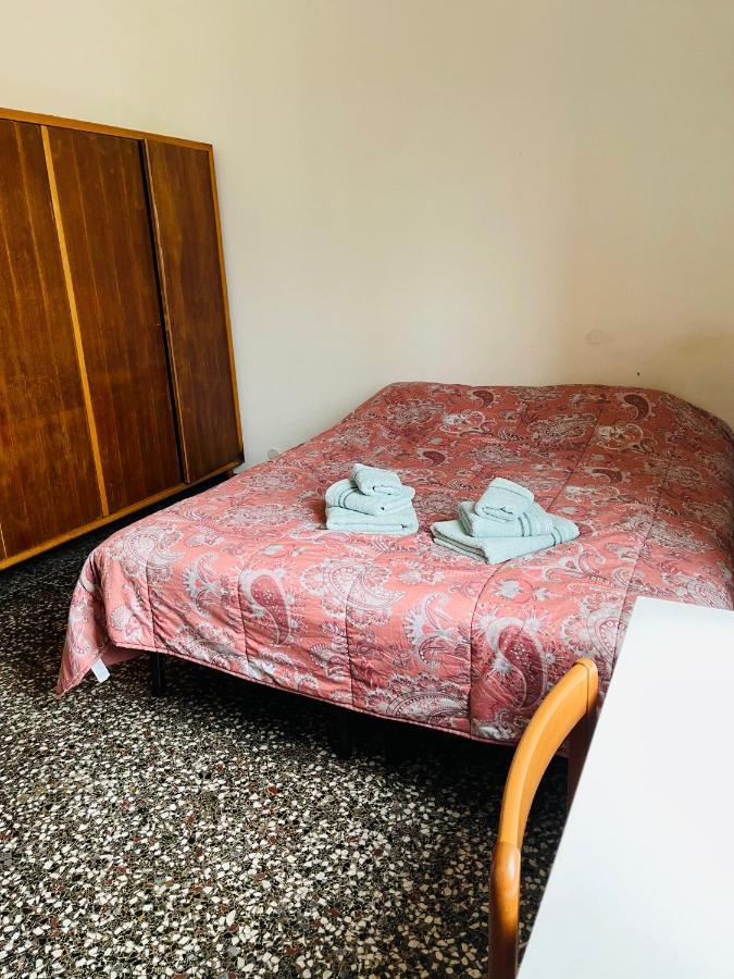 Mh Genova Bed & Breakfast Ngoại thất bức ảnh